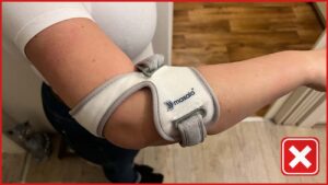 Application aid Masalo cuff MED - Example image 1 for Masalo cuff applied incorrectly - strap too close to elbow